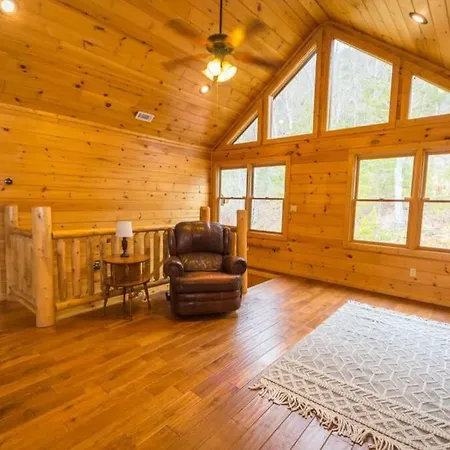 Christmas Lodge-Secluded Near Downtown Blue Ridge Esterno foto
