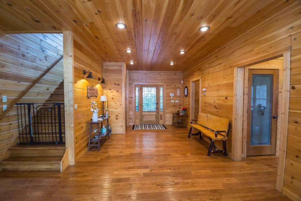 Hébergement de vacances Christmas Lodge-secluded Near Downtown *