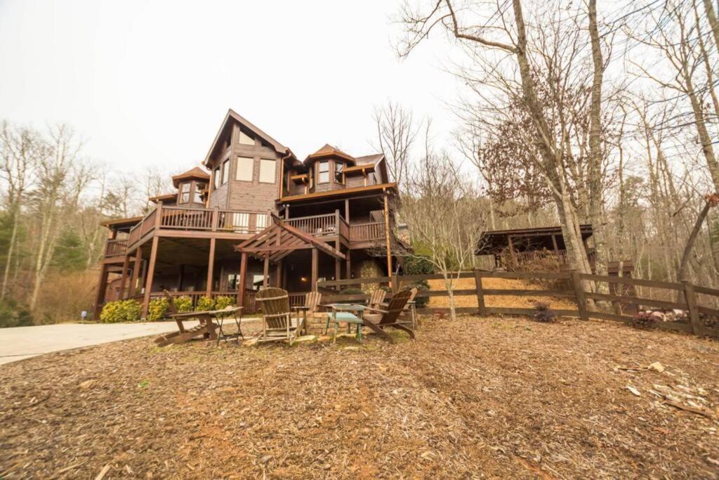 Hébergement de vacances Christmas Lodge-secluded Near Downtown Blue Ridge