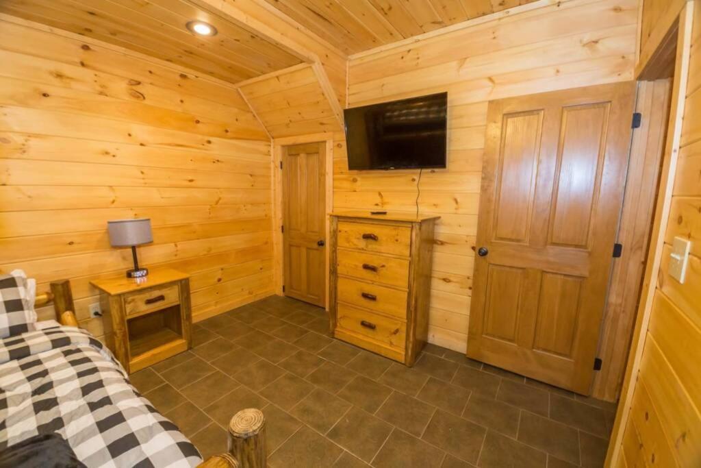 Christmas Lodge-secluded Near Downtown Hébergement de vacances Blue Ridge