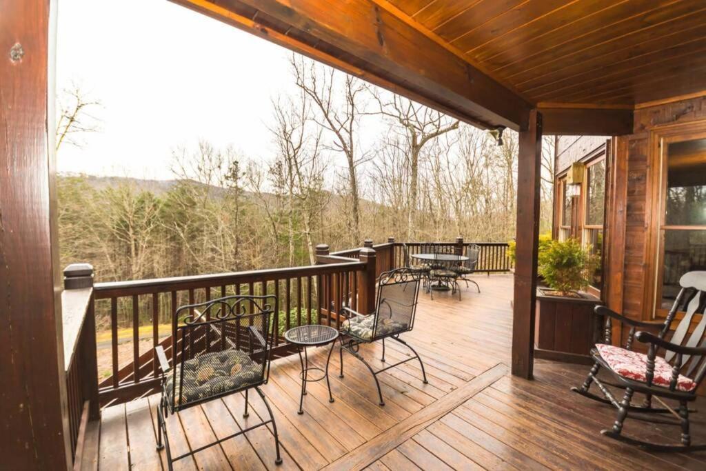 Hébergement de vacances Christmas Lodge-secluded Near Downtown Blue Ridge